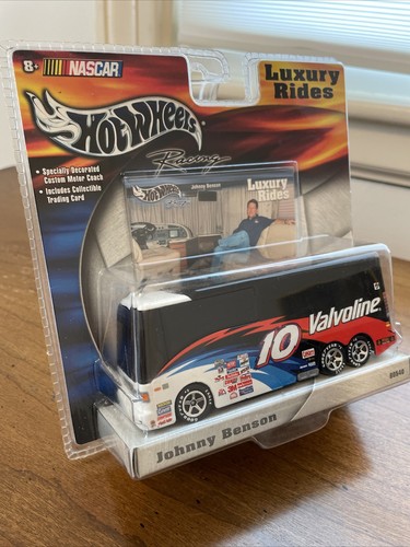 NASCAR Hot Wheels Racing ~ Luxury Rides: Johnny Benson #10 Motorcoach, BRAND NEW - Picture 2 of 6