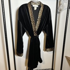 Black Velvet Robe With Leopard Trim Medium Cinema Etoile