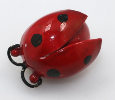Vintage signed Sando Co sweet red enamel lady bug winged insect pin brooch