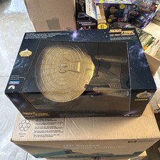 Star Trek TNG 7th Anniversary GOLD USS Enterprise Playmates 1995 Complete Rare