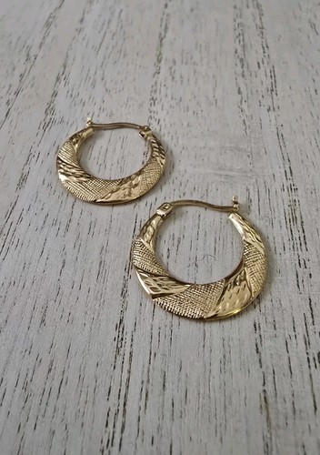 Kay jewelers 10k Yellow Gold Vintage 80s-90s 1" hoop textured Flat earrings - Picture 5 of 14