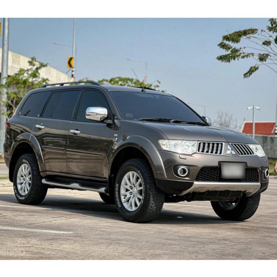 CONJUNTO MOTOR BOMBA LAVADORA PARABRISAS AJUSTE MITSUBISHI MONTERO SPORT 08-14 Foto 3 de 4