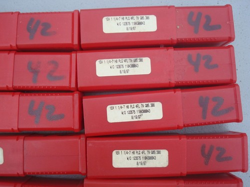 1 pcs Vermont Tool and Die 1-1/4" - 7 H8 thread 6-flute Ti New old stock - Picture 3 of 8