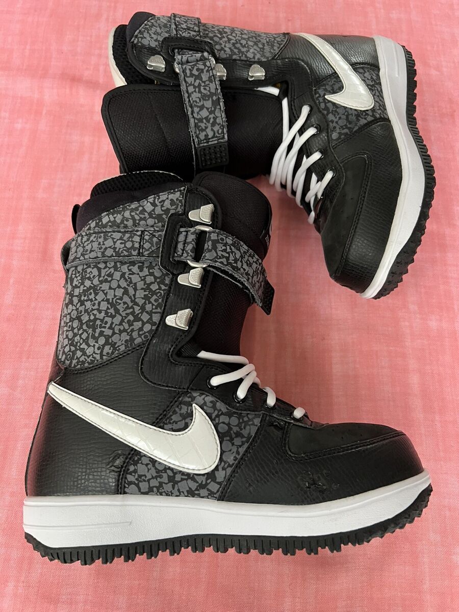 New No Box Nike Snowboarding Zoom Force 1 Snowboard Boots New No Box Nike Snowboarding Zoom Force 1 Snowboard Boots