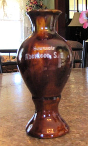 Vintage Brown Drip Swirl 6" Stoneware Vase Souvenir Aberdeen South Dakota