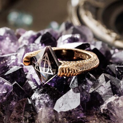 Harry Potter Marvolo Gaunt's Ring Wizarding World Fantastic Beasts