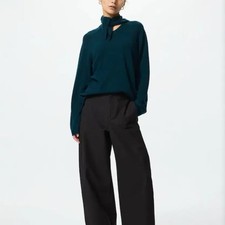 Uniqlo Black Jersey Barrel Leg Pants Slim Fit Comfortable M Size