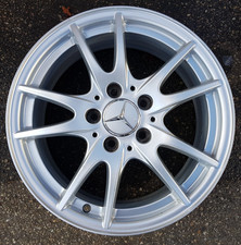 1x Orig. Alufelge Mercedes W246 W176 C117 CLA-Klasse 6,5Jx16H2 et49 A2464011302