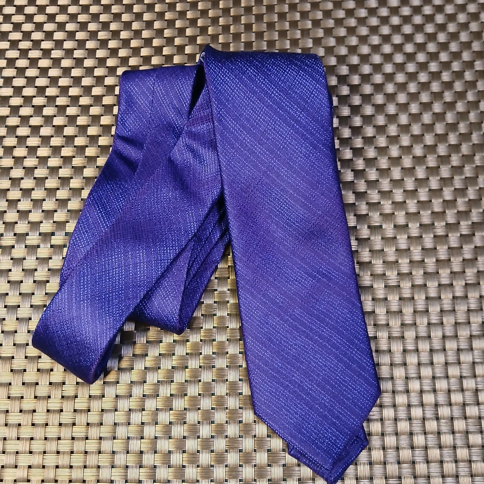 Corbata de diseñador hecha a mano púrpura mezcla seda para hombre Kenneth Cole Awearness (0548) Foto 2 de 4