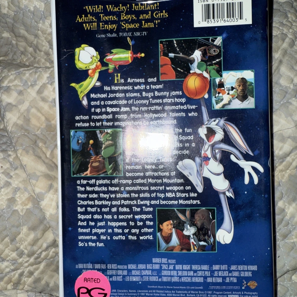 Space Jam VHS Clamshell Michael Jordan Bugs Bunny 1997 - Image 4 of 4