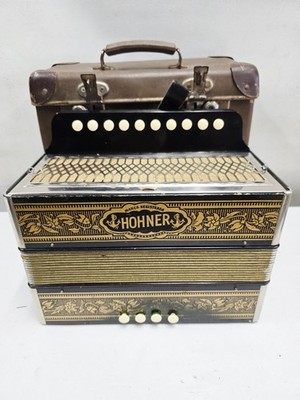 VTG HOHNER VIENNA 1140 POKERWORK DIATONIC BUTTON ACCORDION 1 ROW 4
