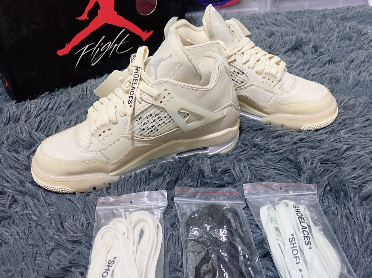 Jordan 4 x Off-White Retro SP Sail Jordan CV9388-100