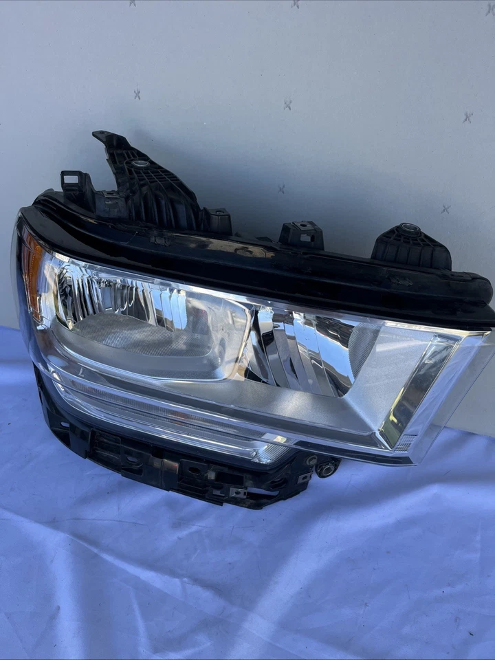 Conjunto de faros halógenos derechos OEM para Dodge Ram 1500 Valeo 2019-2022 Foto 2 de 4