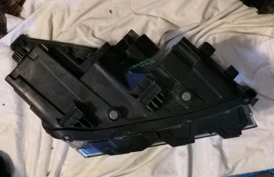 Conjunto completo de faros LED proyectores para Hyundai Santa Fe 2021-2023 seminuevos Foto 2 de 4