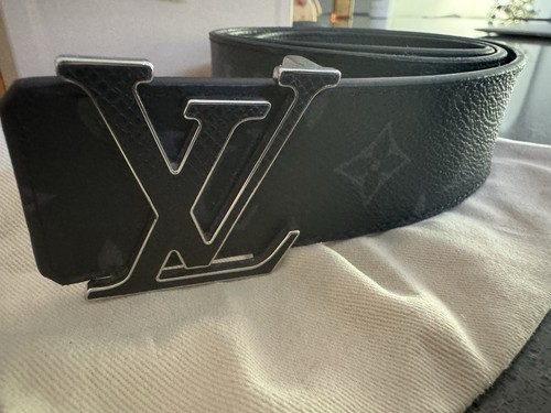 Authentic  Louis Vuitton Black Graphite Damier Belt 95 M0157T