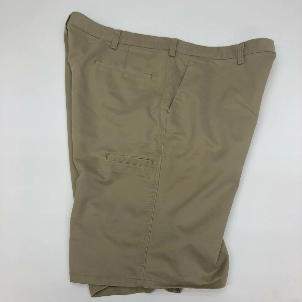 Shorts Haggar Chino Masculino 40 Cáqui Bronzeado Frente Plana Algodão Bolsos Casuais - Imagem 4 de 4
