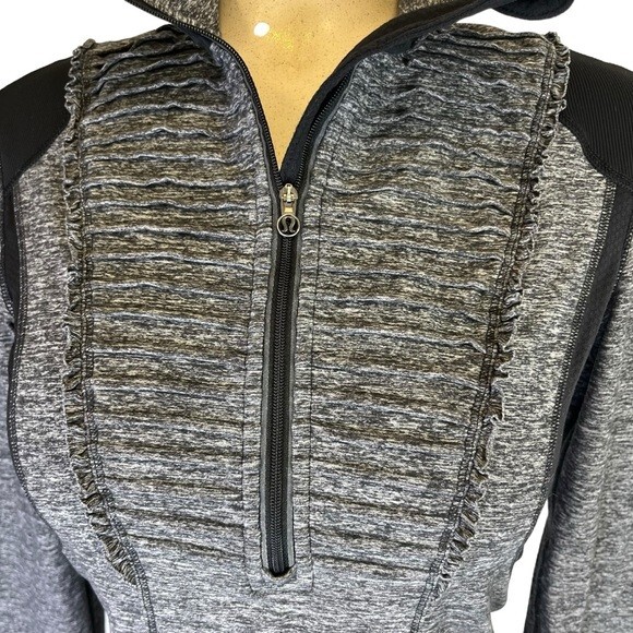lululemon　Define ジャケット 4号 Lululemon Define 1/4 Zip Define Pullover Jacket Heathered