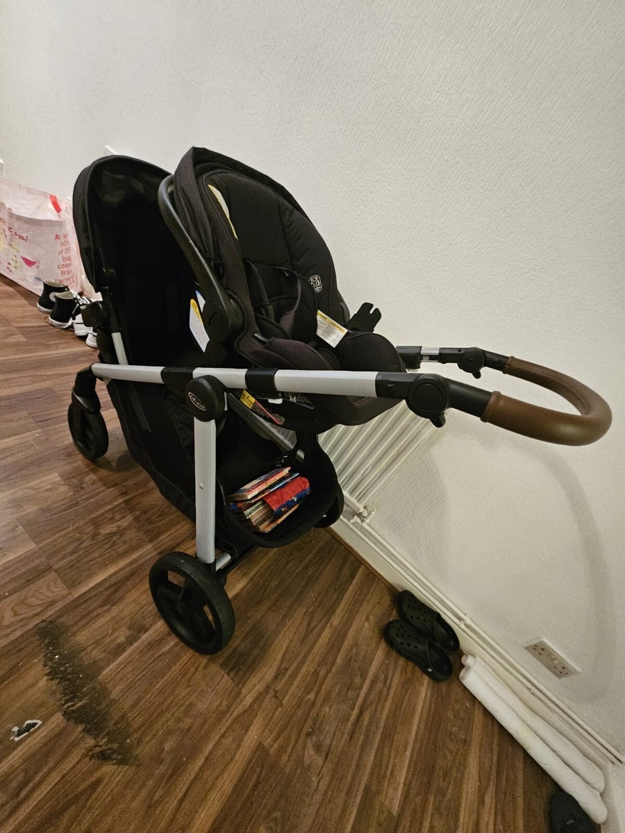 Graco® Modes™ Nest2Grow™ DLX Travel System, Riordan UK