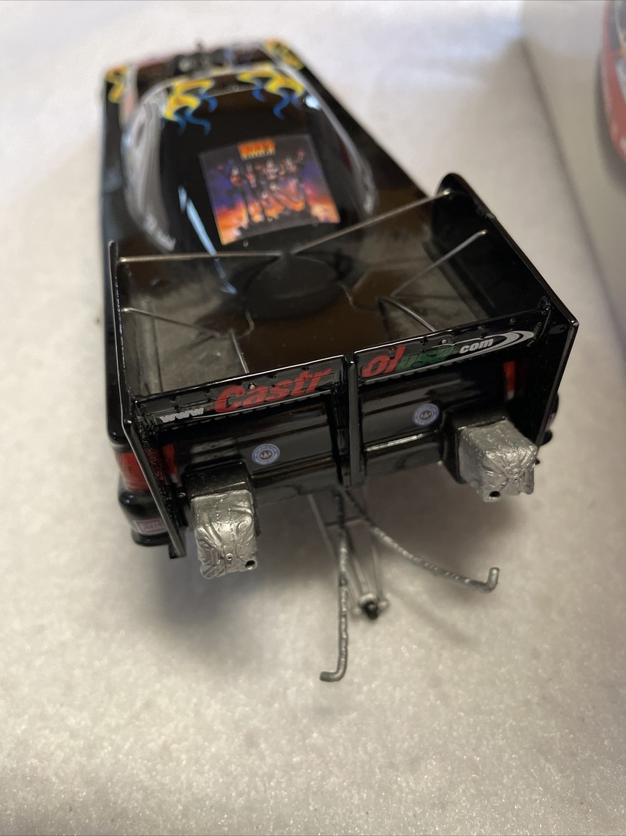 KISS トニー・ペドレゴン Castrol Syntec ファニーカー Tony Pedregon 1:24 scale Funny Car