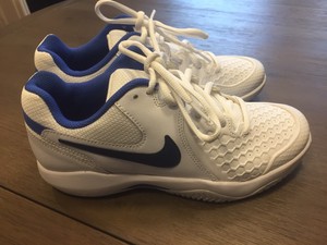 nike air zoom resistance women's tennis shoes