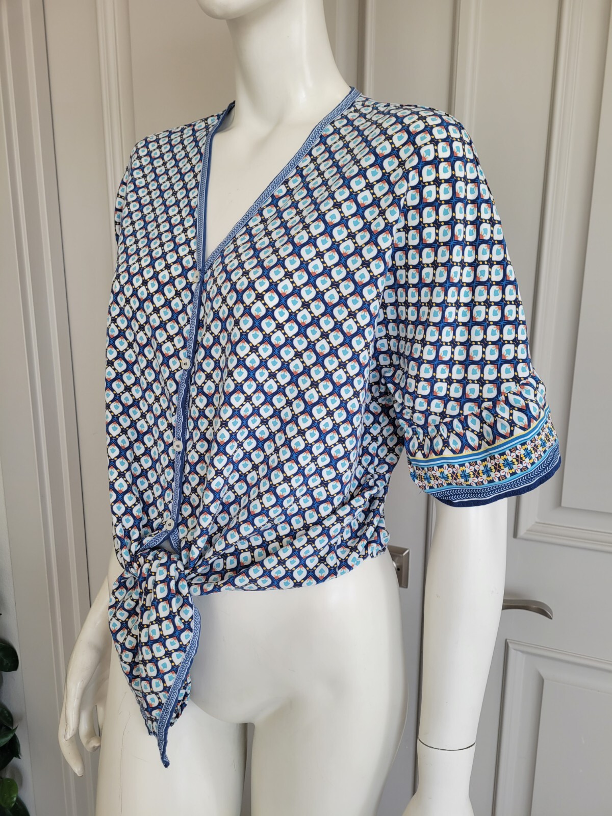 Max Studio Multicolored Short Ruffled Sleeve Fron… - image 2