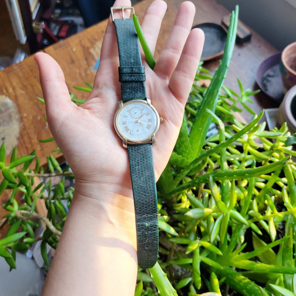 *RARE* Vintage 1989 Guess Georges Marciano Genuine Green Leather Classic Watch RARE* Vintage 1989 Guess Georges Marciano | Mercari main image 2