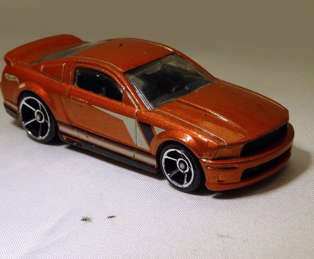 ミニカー Hot Wheels Lap 4 Eroded Ford Mustang Hot Wheels x Daniel Arsham Eroded Mustang | Mattel Creations
