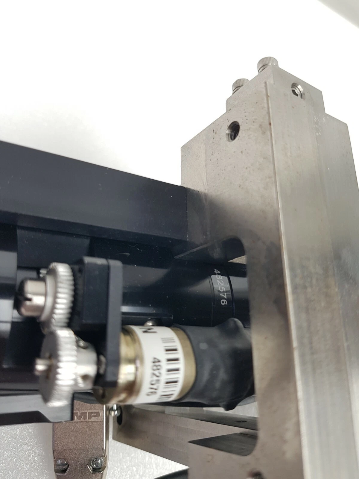 Motor and gears on the zoom inside the Navitar assembly bracket