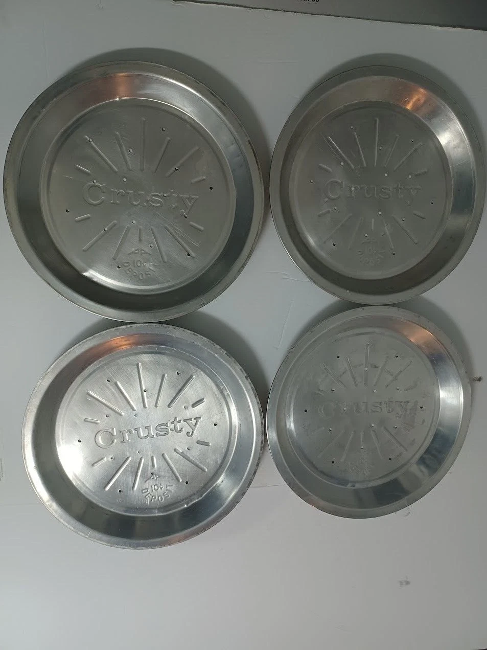 Vintage Aluminum CRUSTY Vented Pie Pans with Embossed 10¢ Deposit Lot Of 4 RARE