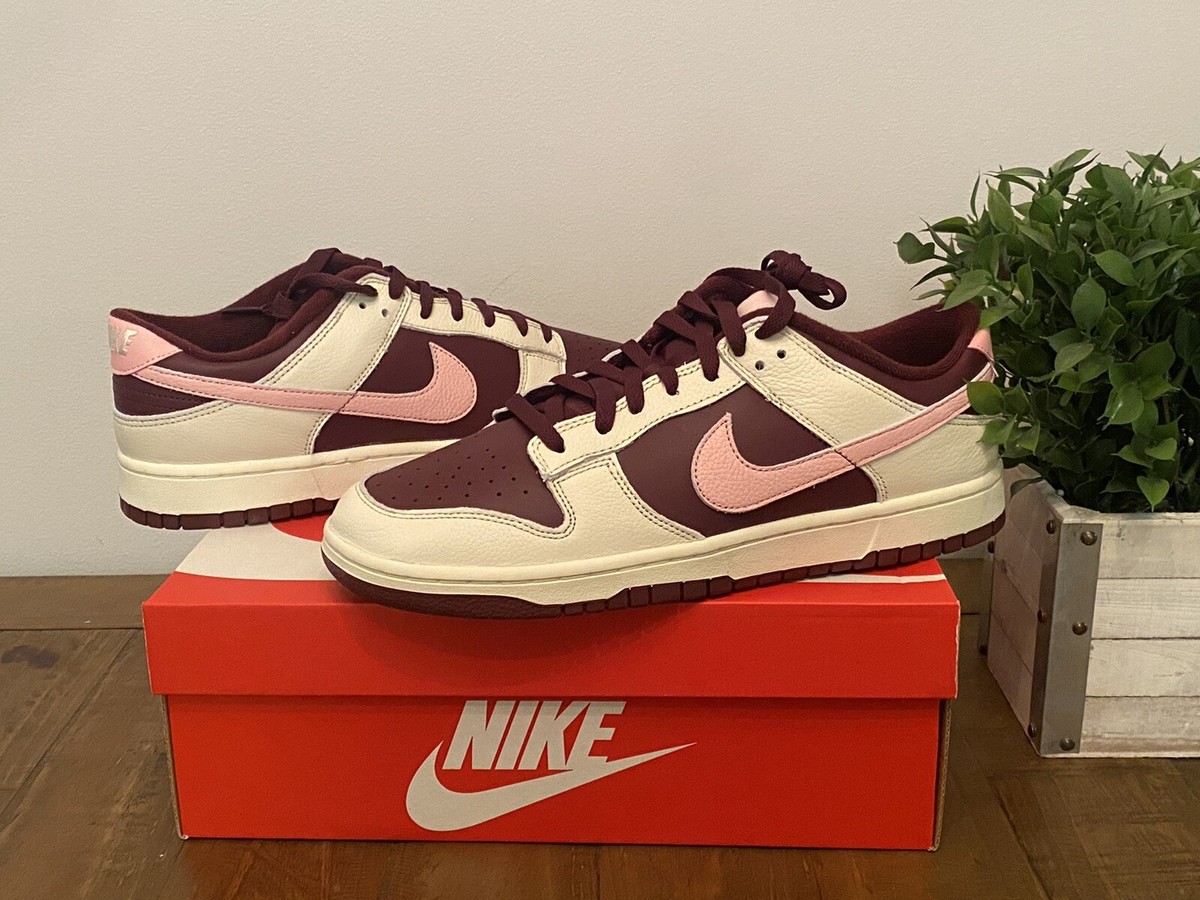 Nike Dunk Low Valentine