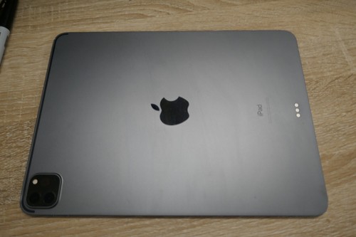Great Apple iPad Pro 2nd Gen. 256GB, Wi-Fi, 11 in - Space Gray #RC9
