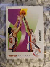 1991-92 SkyBox #466 Isiah Thomas / Bill Laimbeer Detroit Pistons Card