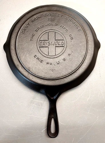 Griswold Cast Iron Skillet Griddle 108 Slant Logo EPU Heat Ring Fully Restored!!