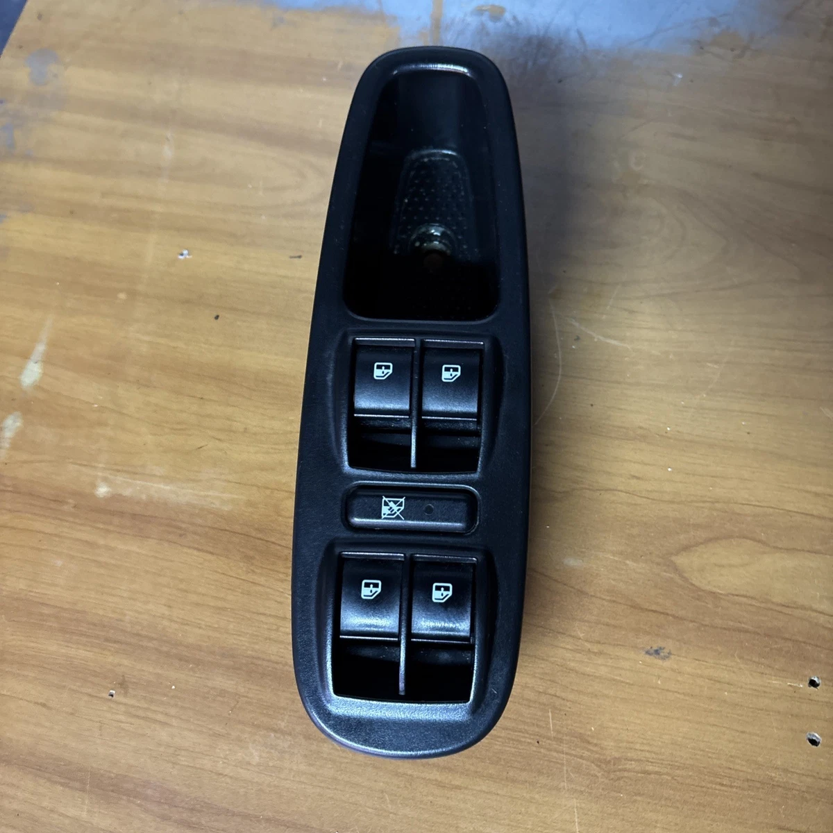 FIAT 500 INTERRUTTORE finestrino posteriore riscaldato con Stop Start in Nero 735595285 EUR 26,73 - IT FIAT 500 INTERRUTTORE finestrino posteriore riscaldato con Stop Start in Nero 735595285 EUR 26,73 - IT