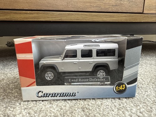 CARARAMA HONGWELL DIECAST 1/43 LAND ROVER DEFENDER LWB SILBER
