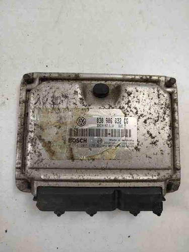 VW POLO 9N Motorsteuergerät ECU 030906032CG 1.40 Diesel 2001 31938268