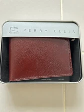 Perry Ellis Portfolio Men’s Wallet