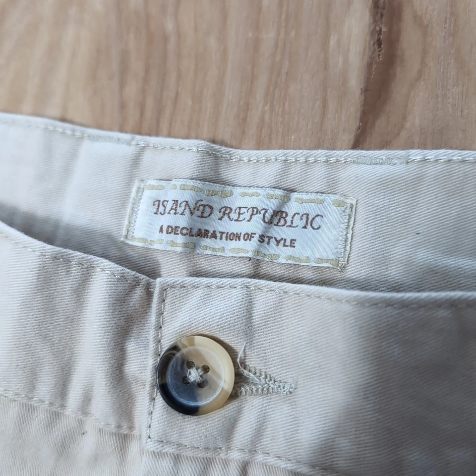 Island Republic Shorts Men 36x9" Khaki Embroidered Martini Glasses Geometric - Image 2 of 4