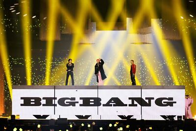 BIGBANG TOP & G-DRAGON Light Stick V.4 Concert Fan Support Glow