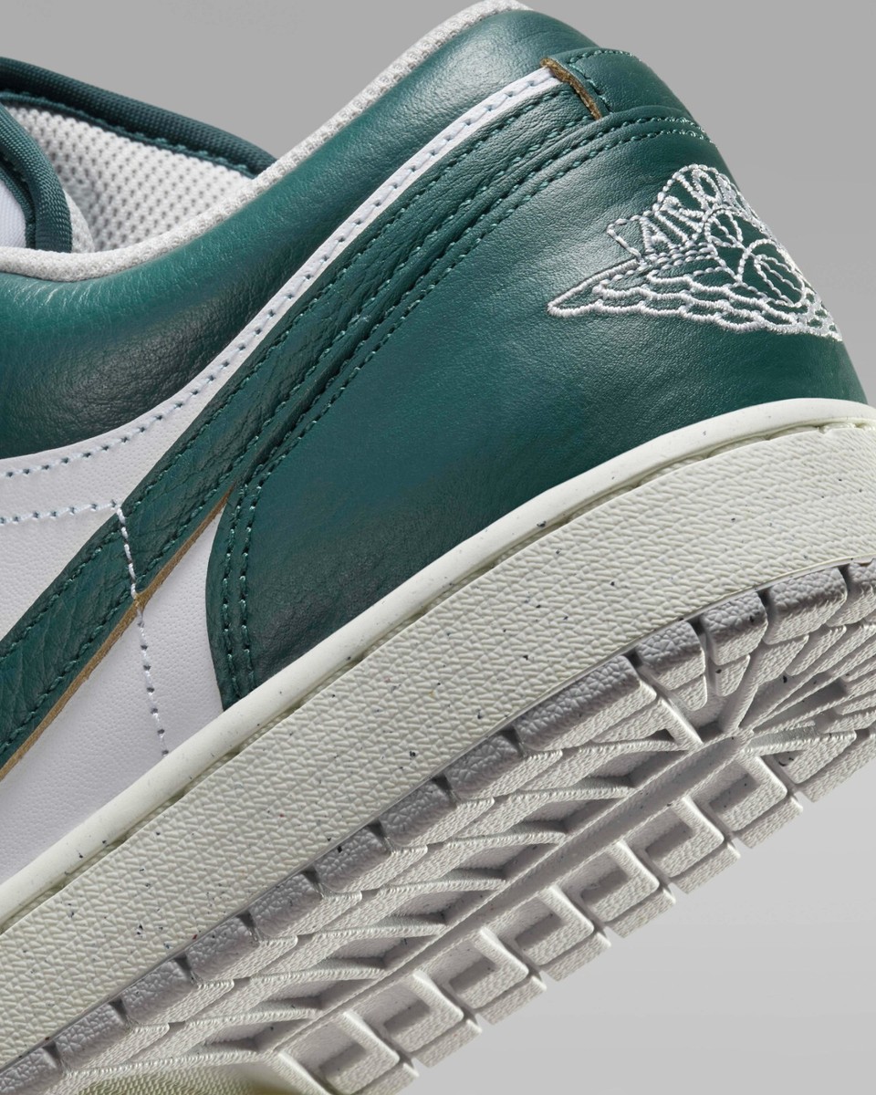 Nike Air Jordan 1 Low SE 