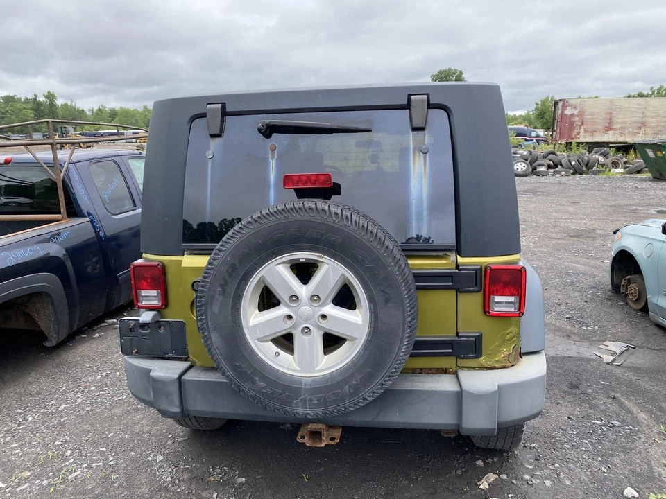 07 JEEP WRANGLER Air Conditioning AC Compressor - Image 2 of 4