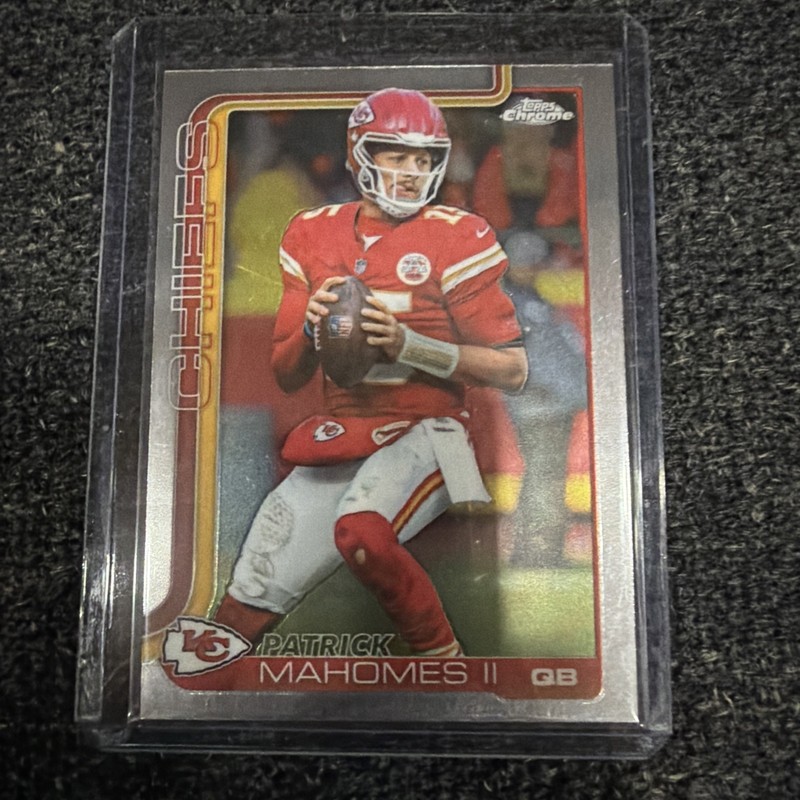 2025 Topps Chrome - Patrick Mahomes #148 Kansas City Chiefs HOF QB