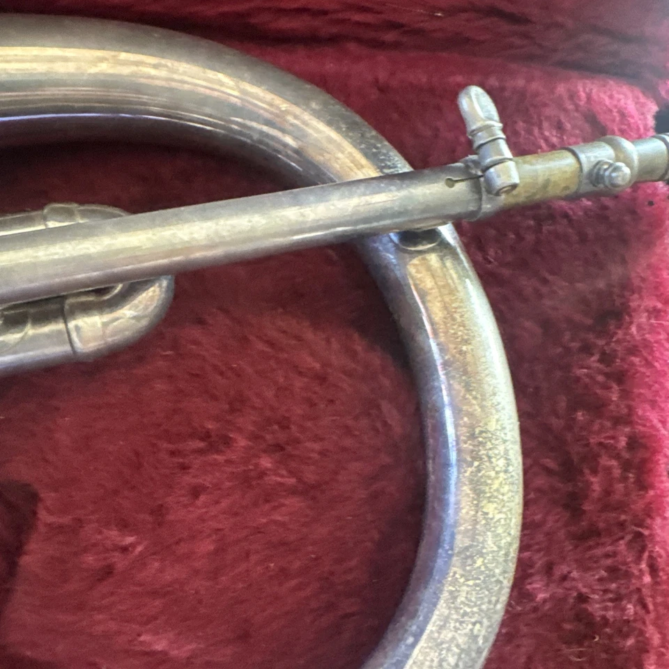 Benge 定制 No 3 Estate 新鲜 Flugelhorn 银色 专业小号 黄铜盒 — 第 3/4 张图片