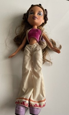 Bratz Rare Vintage 2001 MGA 1st Edition Yasmin Doll