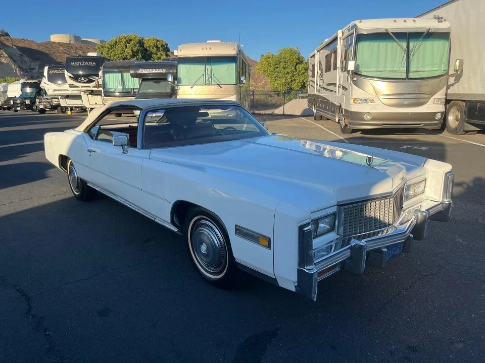 Cadillac Eldorado 1976  Foto 2 de 4