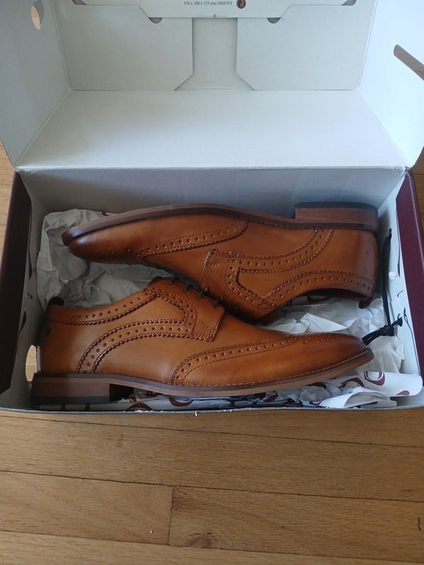 New MENS BASE LONDON TAN MOTIF LEATHER SHOES BROGUE Washed Tan Sz 42 US  9 