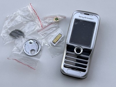 Sony Ericsson K500i Full Housing Cover silver color -  no buttons