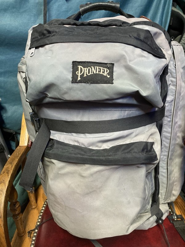 Pioneer Travel Pack Vintage
