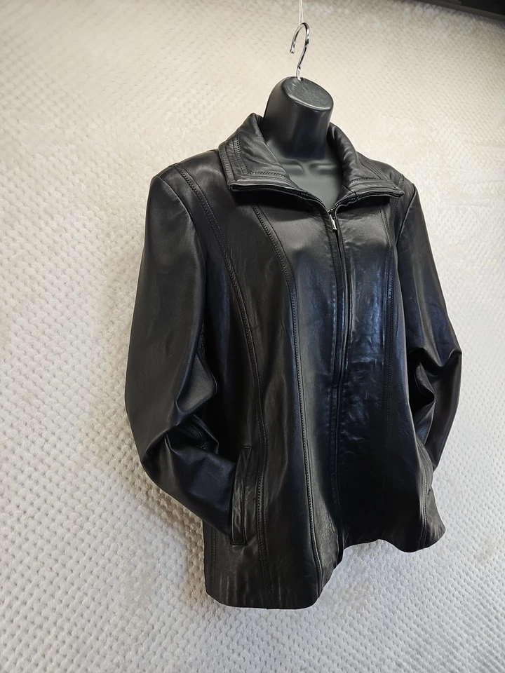 Avanti Women's Black Lamb Leather Jacket Moto  Comfy Soft Sz XL Good Used Cond. - Image 2 of 4