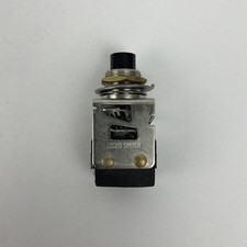 2PB11-T2 Honeywell Pushbutton Switches Momentary DPDT 5A 250VAC 30VDC NOS